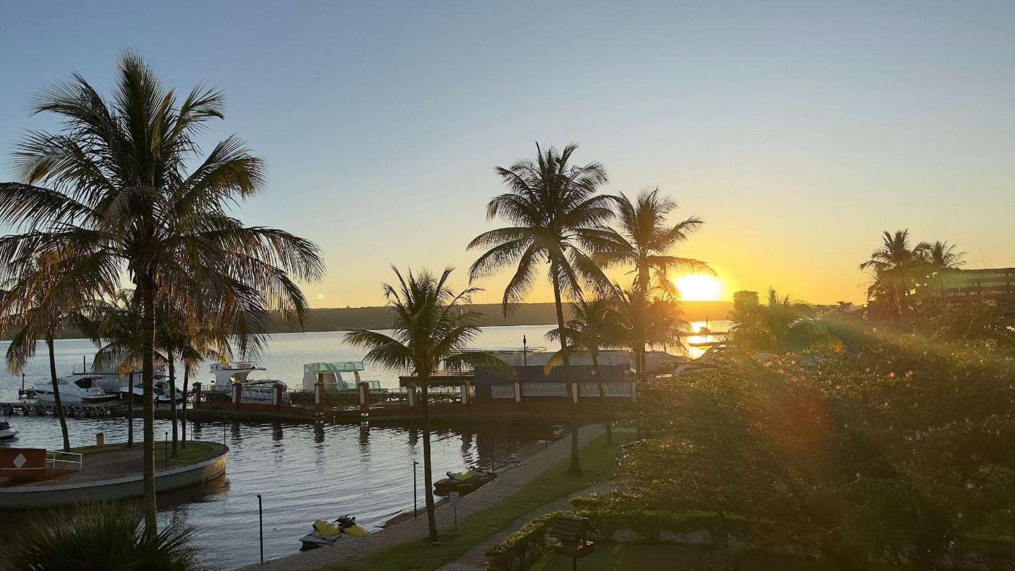 Apartamento Lindo Com Vista Lago ブラジリア エクステリア 写真